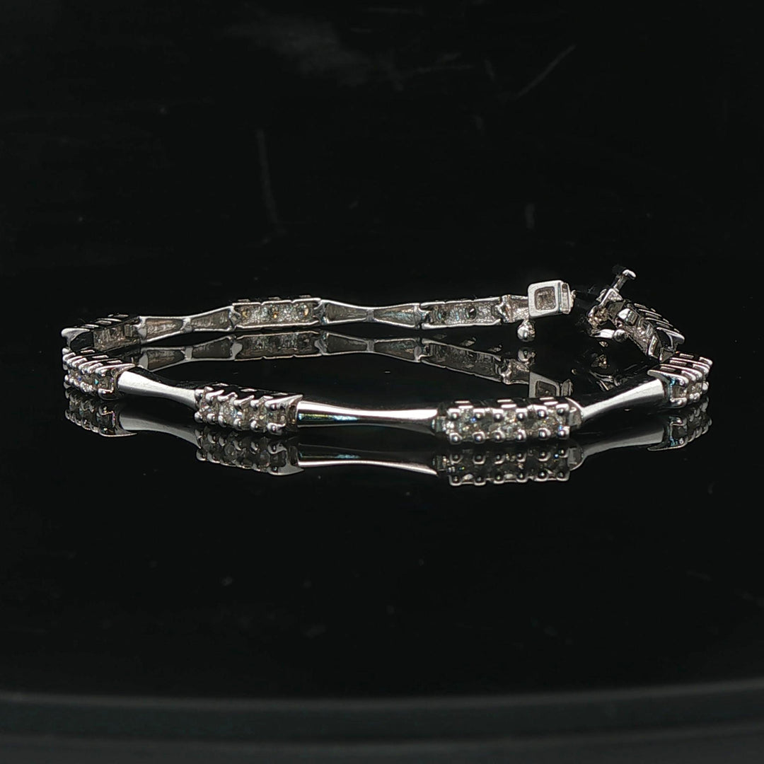 14k White Gold and 1cttw Diamond Station Bar Link Bracelet 7"