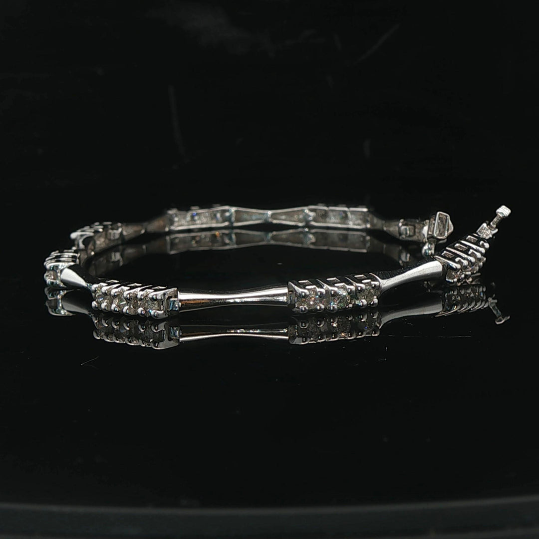 14k White Gold and 1cttw Diamond Station Bar Link Bracelet 7"