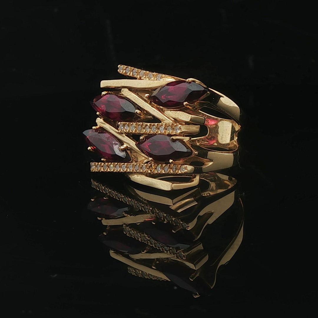 18k Yellow Gold Red Garnet and Diamond Heavy Abstract Ring Size 5.5
