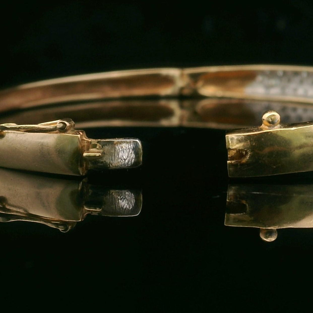 14k Yellow Gold and 1cttw Pave Diamond Vintage Bangle Bracelet 6.25"
