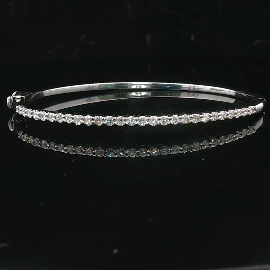 14k White Gold and 1cttw Diamond 10.4g Oval Bangle Bracelet 6.5"