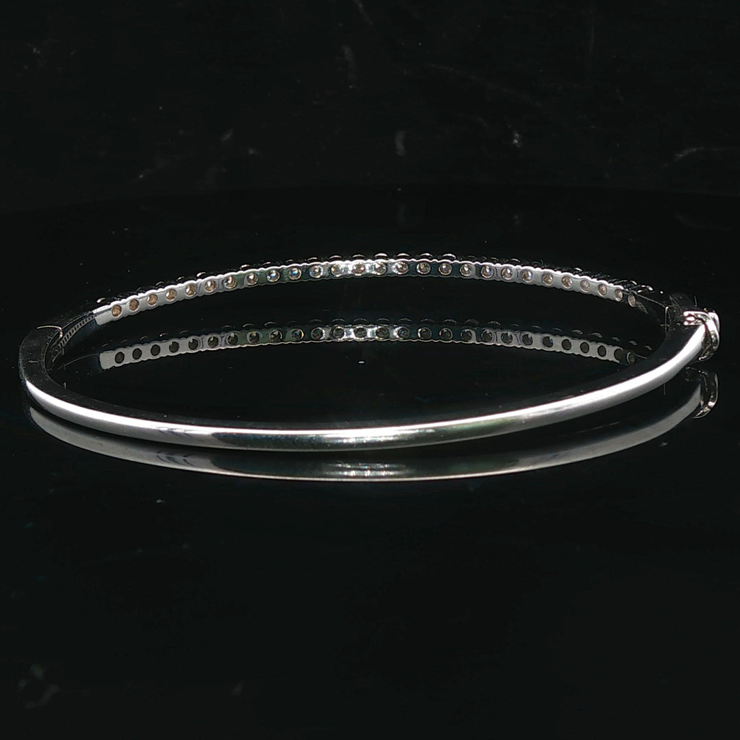 14k White Gold and 1cttw Diamond 10.4g Oval Bangle Bracelet 6.5"