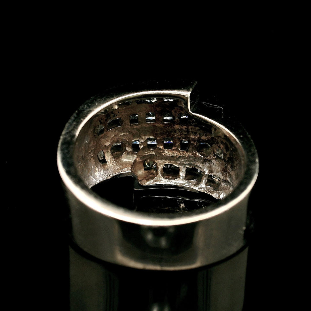 14k White Gold and 2.5cttw Diamond Solid Heavy 14g Ring Size 8