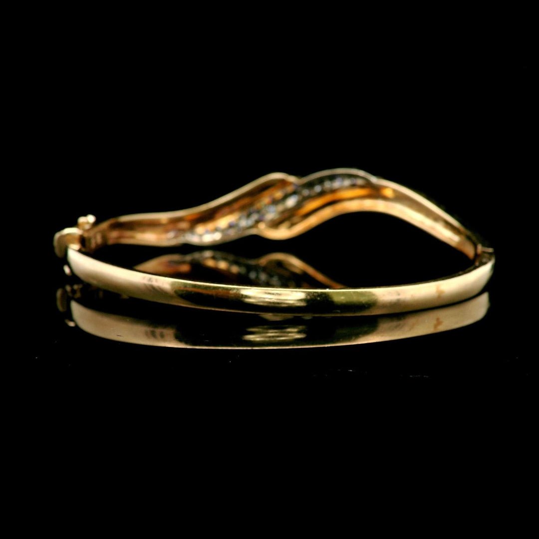 14k Yellow Gold and 1.85cttw Diamond Curved Bangle Bracelet 6.75"