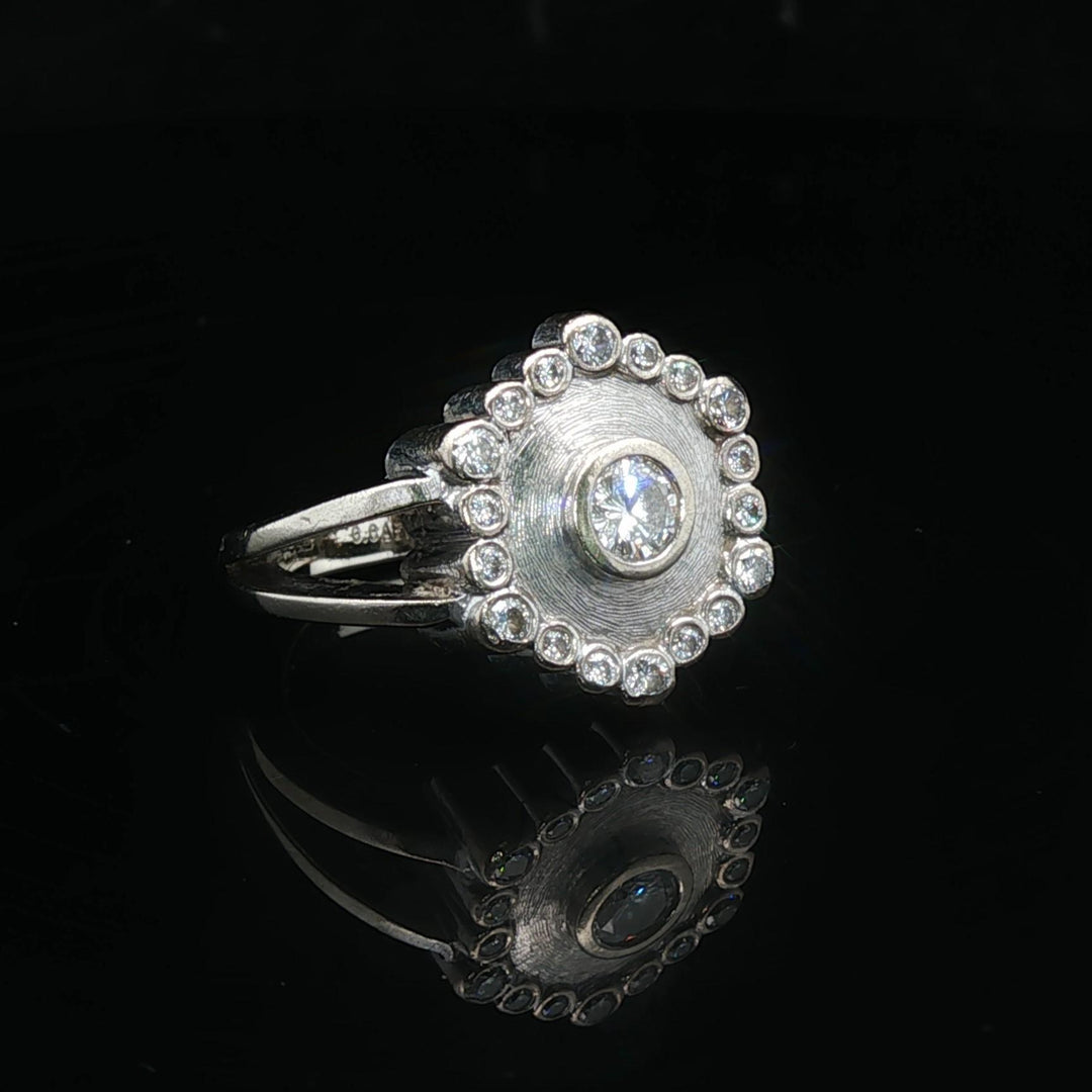 14k White Gold and 0.50cttw Bezel Set Diamond Ladies Ring Size 6