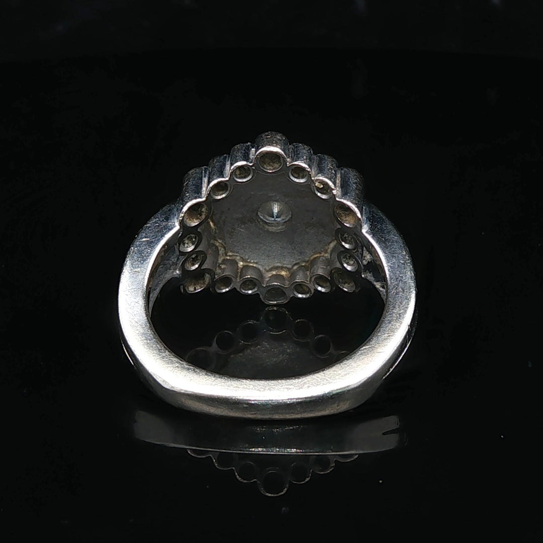 14k White Gold and 0.50cttw Bezel Set Diamond Ladies Ring Size 6