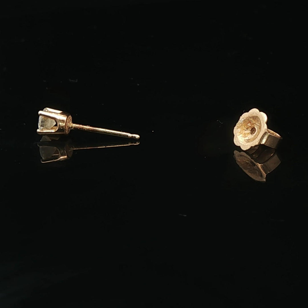 14k Yellow Gold and 0.25cttw Diamond Stud Earrings