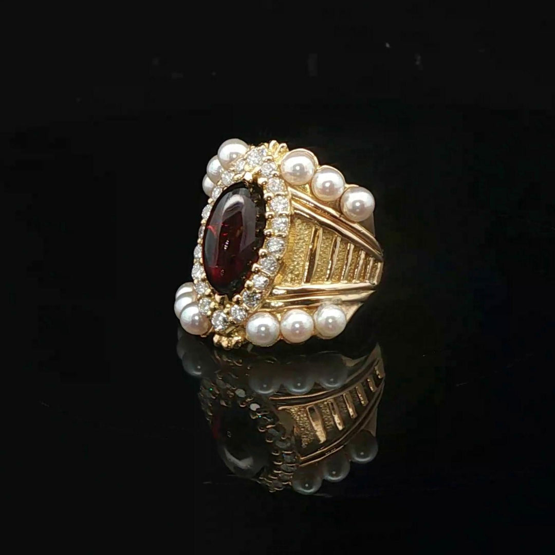 18k Yellow Gold Garnet Pearl and 1cttw Diamond Heavy Ladies Ring Size 6