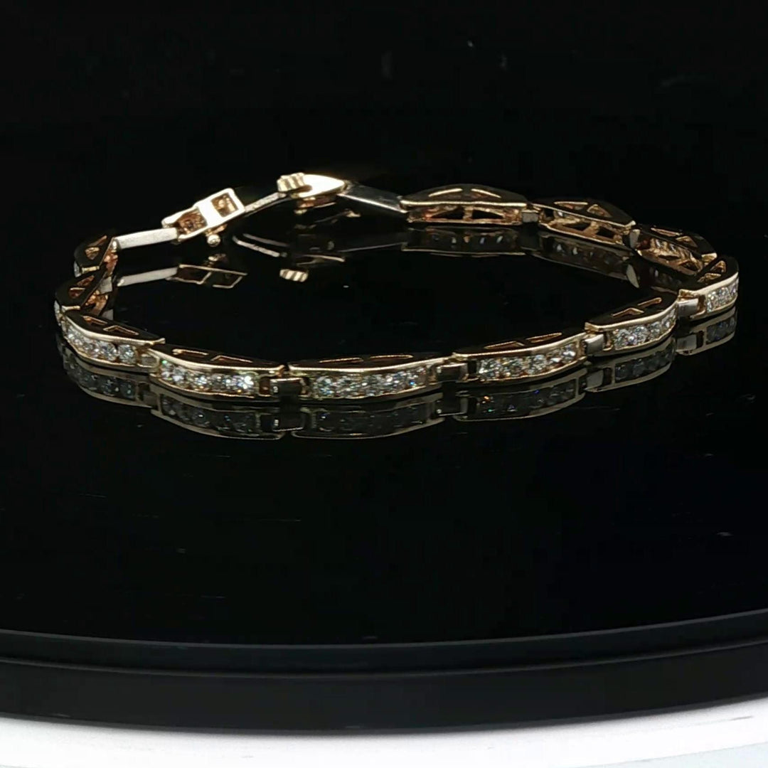 14k Yellow Gold and 2cttw Diamond 10.8g Fancy Link Bracelet 7.75"