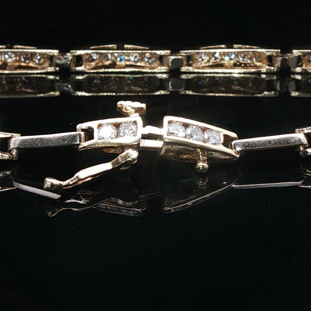 14k Yellow Gold and 2cttw Diamond 10.8g Fancy Link Bracelet 7.75"