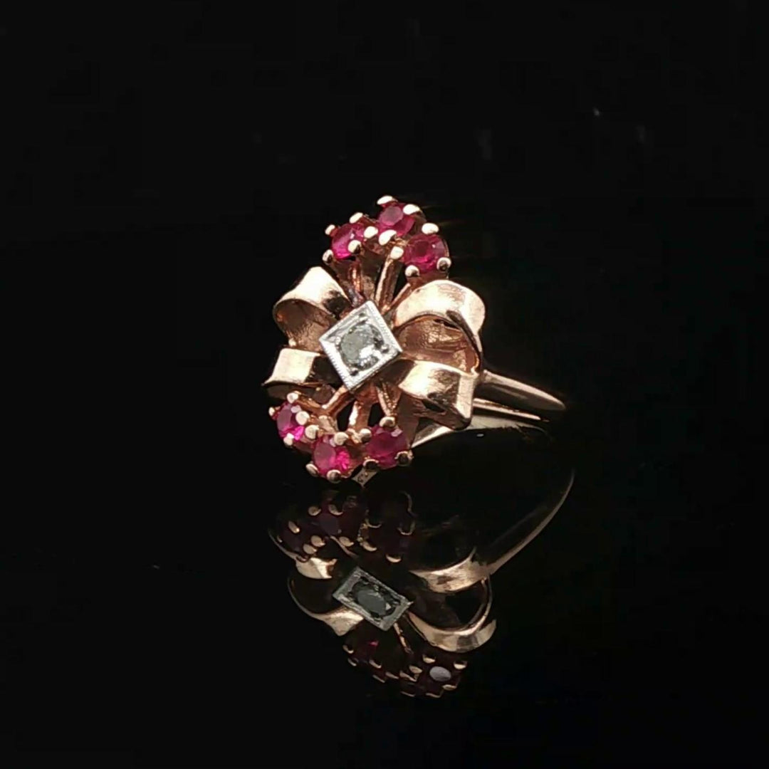14k Yellow Gold Ruby and Diamond Ladies Fancy Retro Ring Size 6