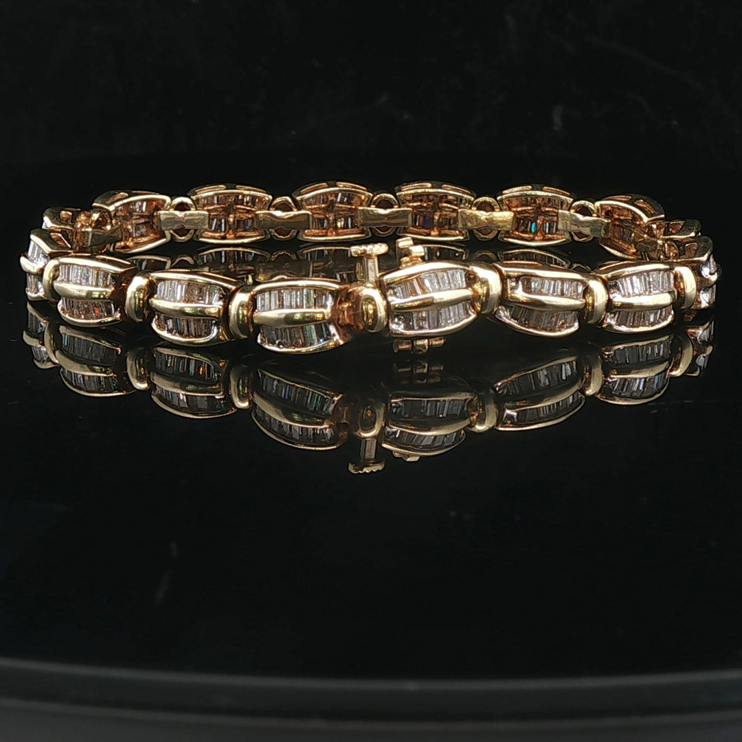 14k Yellow Gold and 2.5cttw Baguette Cut Diamond Link Bracelet 6.75"