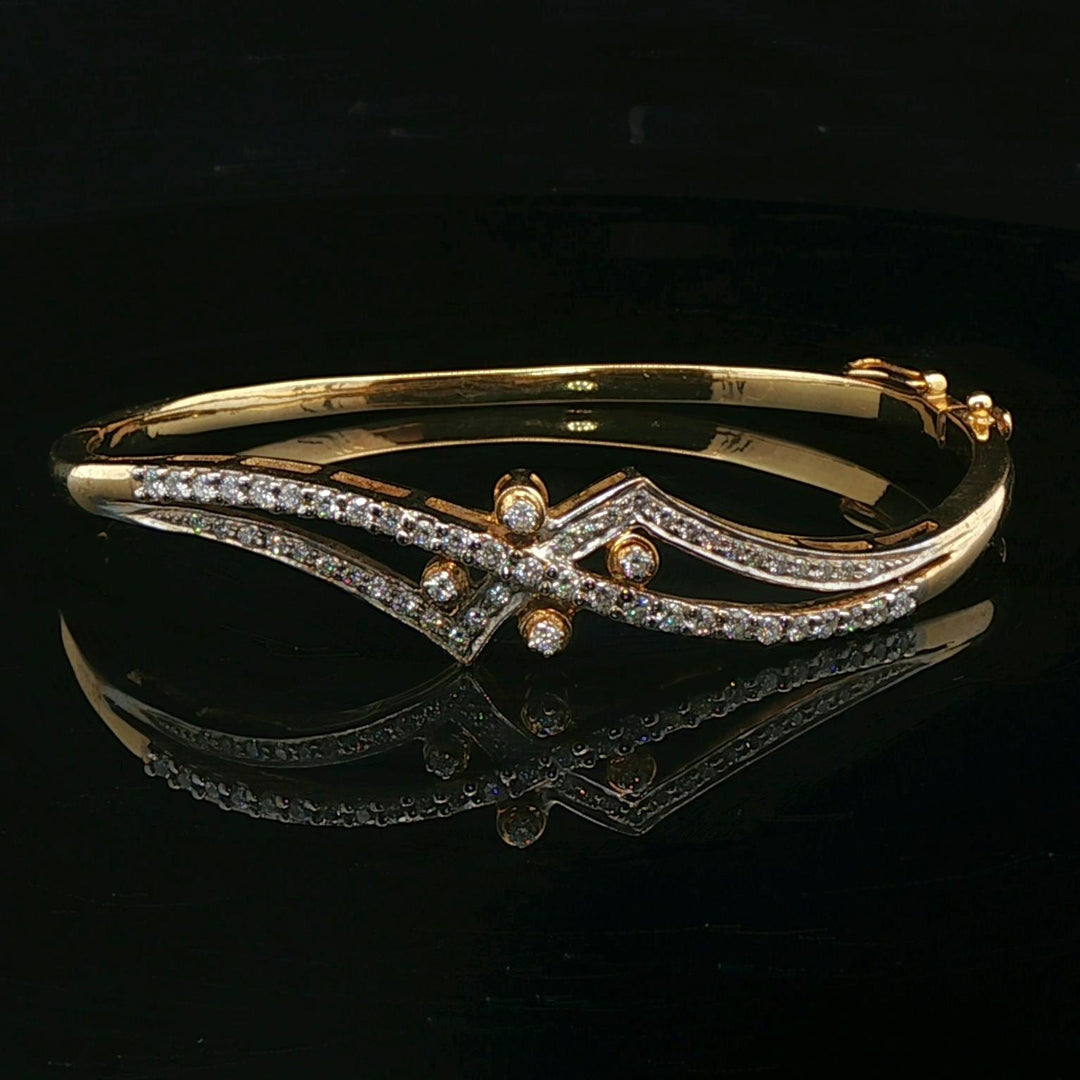 10k Yellow Gold and 1.25cttw Diamond Vintage Bangle Bracelet 6.5"