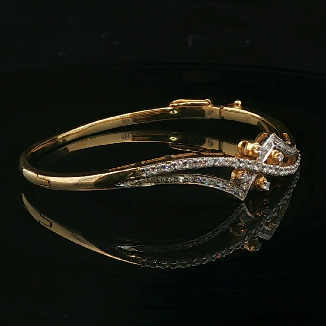 10k Yellow Gold and 1.25cttw Diamond Vintage Bangle Bracelet 6.5"