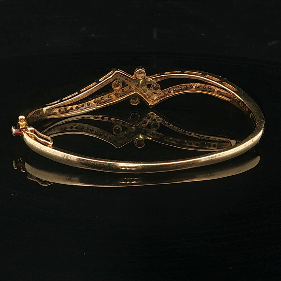 10k Yellow Gold and 1.25cttw Diamond Vintage Bangle Bracelet 6.5"