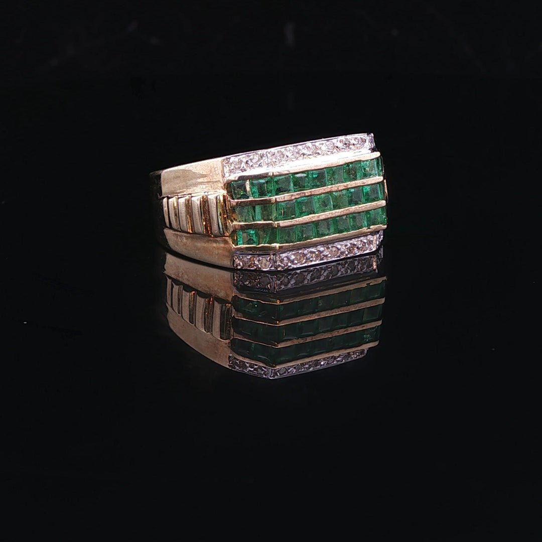 14k Yellow Gold Emerald and Diamond 6.5g Ring Size 7