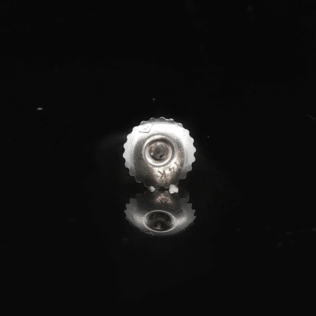14k White Gold and 0.90cttw Diamond Stud Earrings