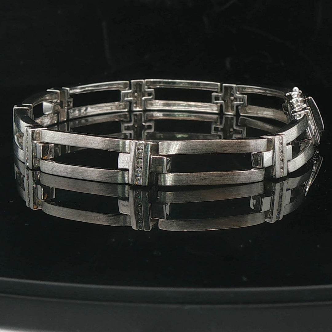 14k White Gold and 0.50cttw Diamond 22g Men's Bar Link Bracelet 8.5"