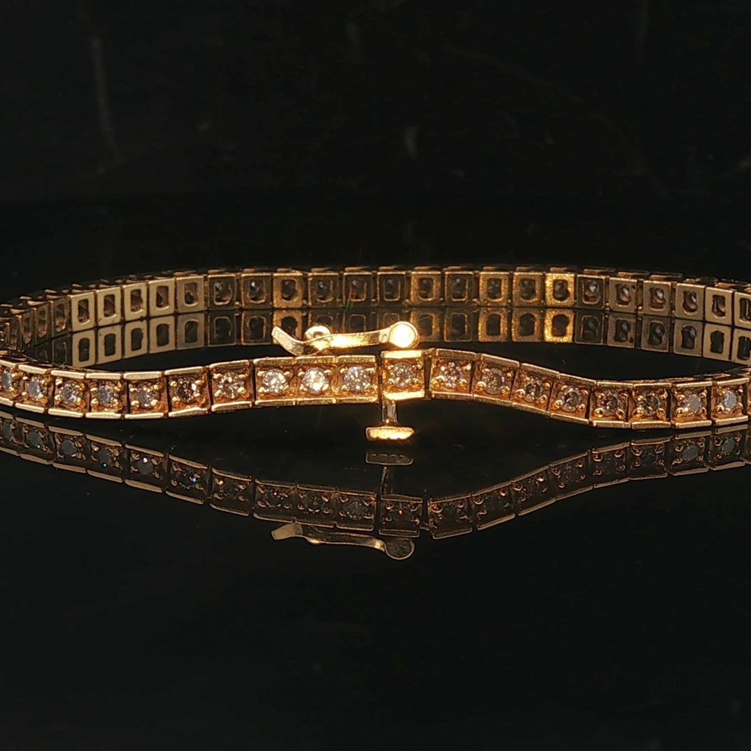 18k Yellow Gold and 2cttw Diamond 14.7g Solid Squared Tennis Bracelet 7.25"