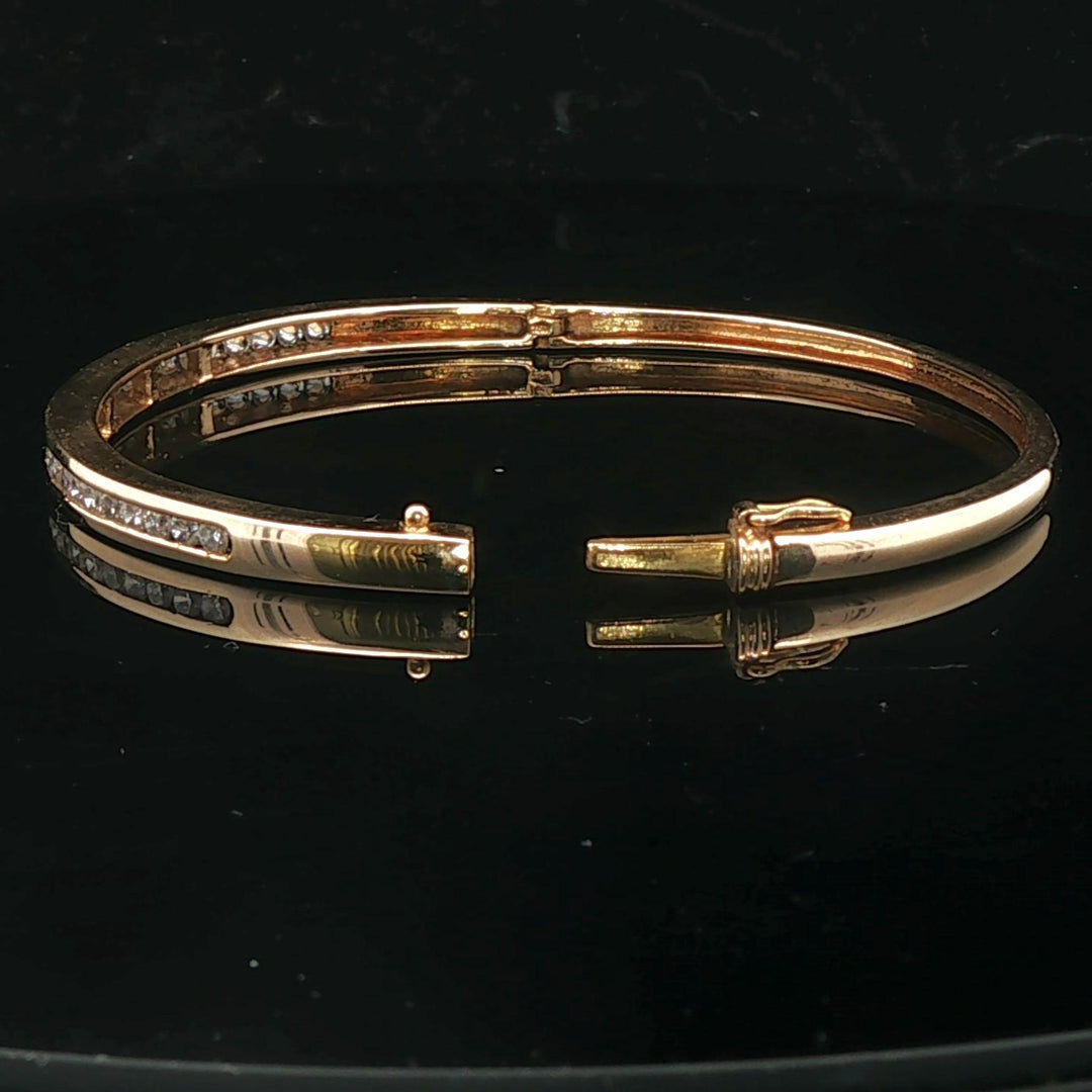 14k Yellow Gold and 1.9cttw Diamond 14.5g Solid Bangle Bracelet 6.5"