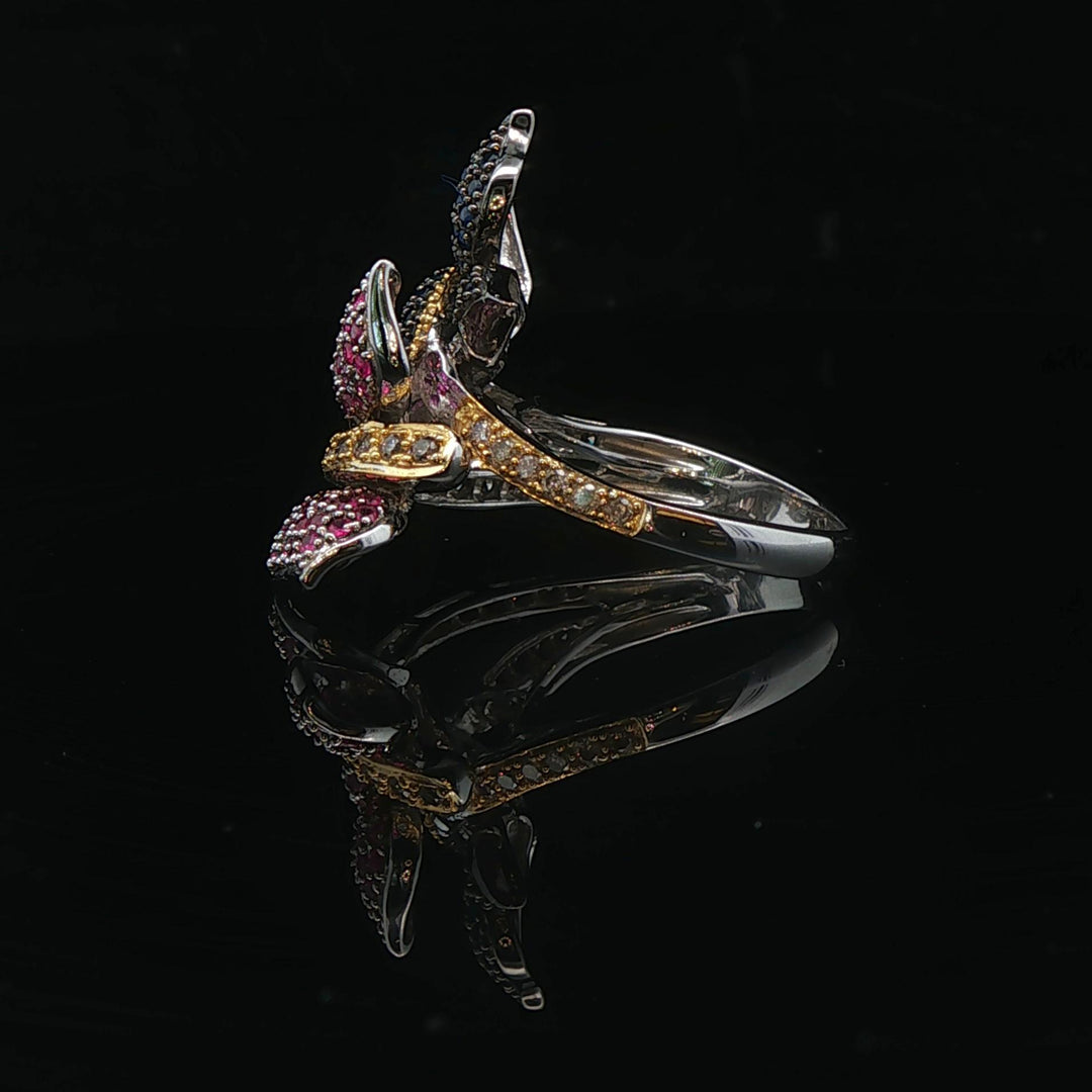 18k White and Yellow Gold Blue Sapphire Ruby and Diamond Ring Size 6