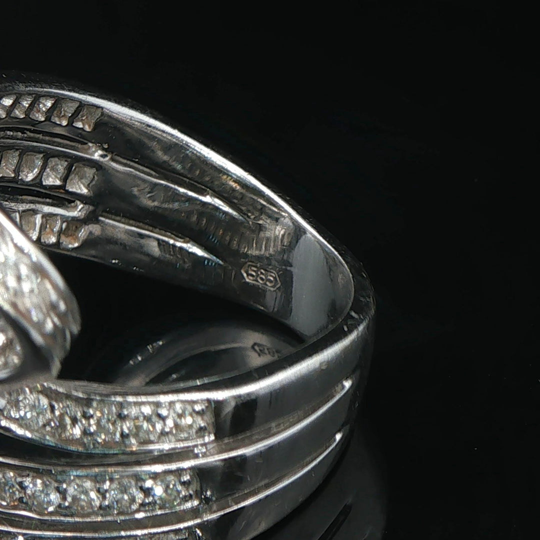 14k White Gold and 1cttw Diamond Large Fancy Swirl Ring Size 6.5