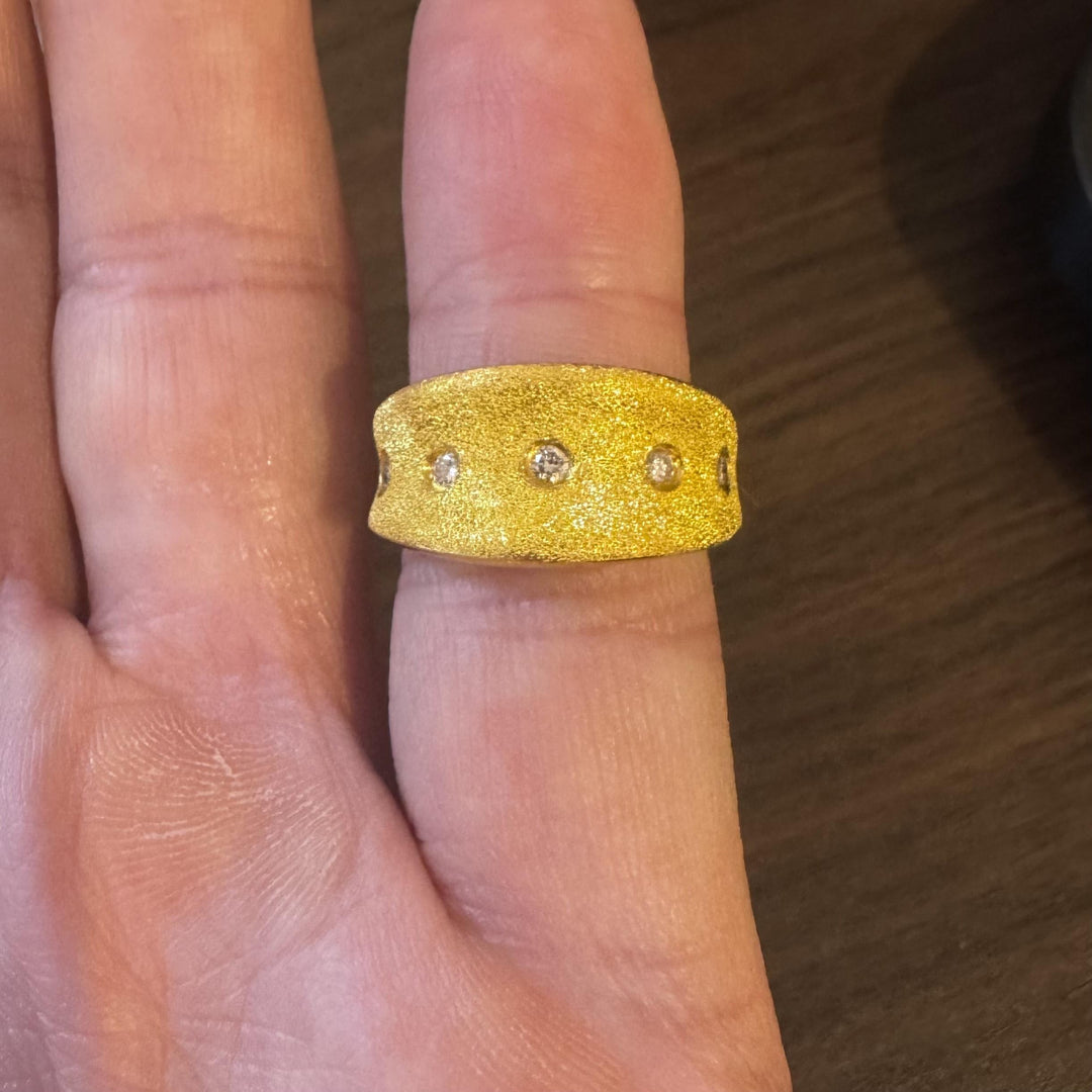 24k Pure Yellow Gold and Diamond 10.6g Solid Brushed Textured Ring Size 5.75