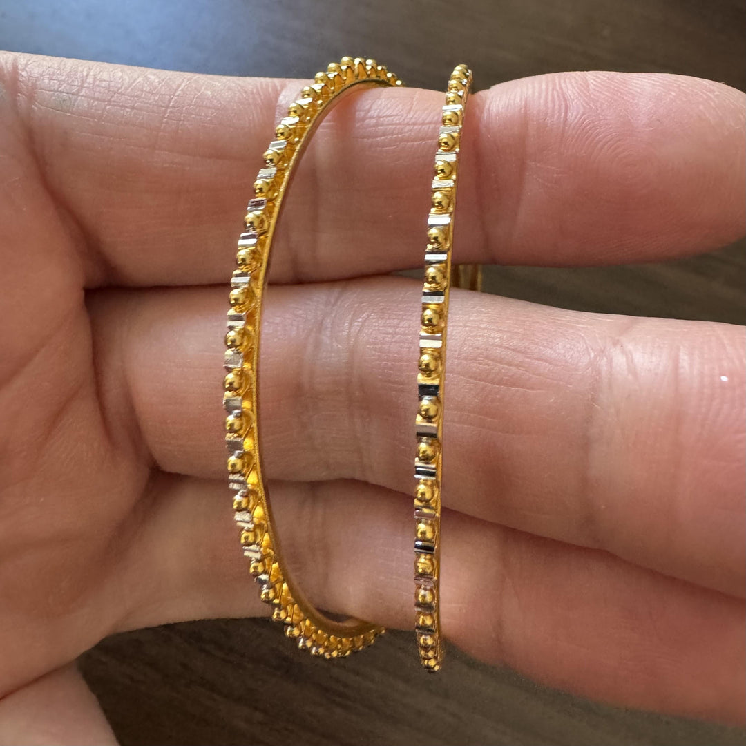 Pair of 22k Gold Solid 23.9g Two Tone Fancy Beaded Bangle Bracelets 7.25"