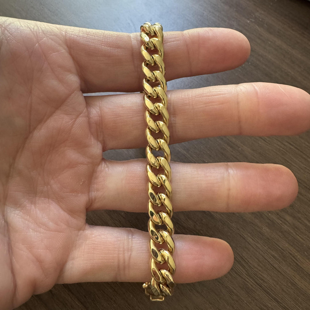 14k Yellow Gold 7.9g Hollow Polished 9.5mm Cuban Link Bracelet 8.25"