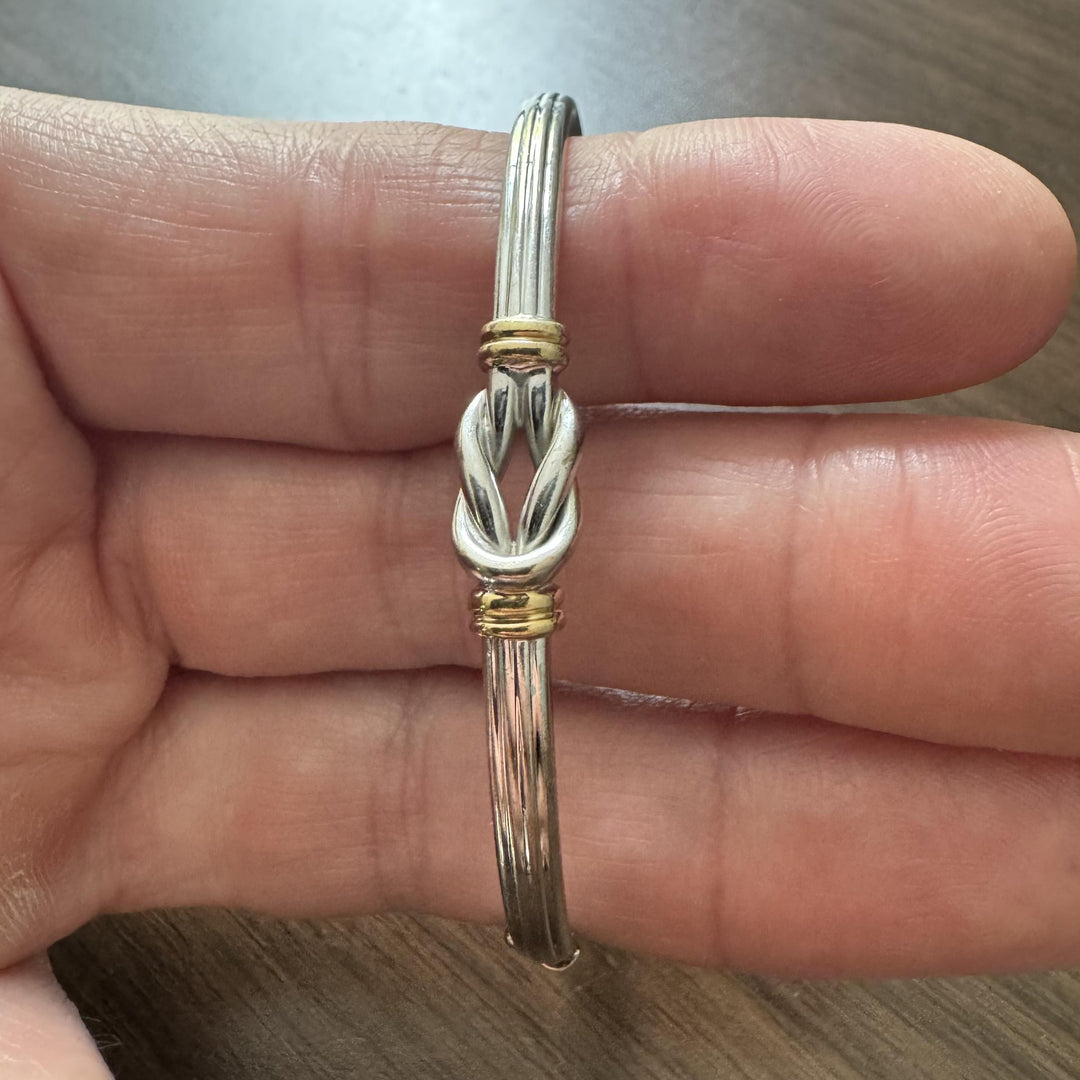 18k White and Yellow Gold 10.4g Fancy Knot Bangle Bracelet Italy 7"