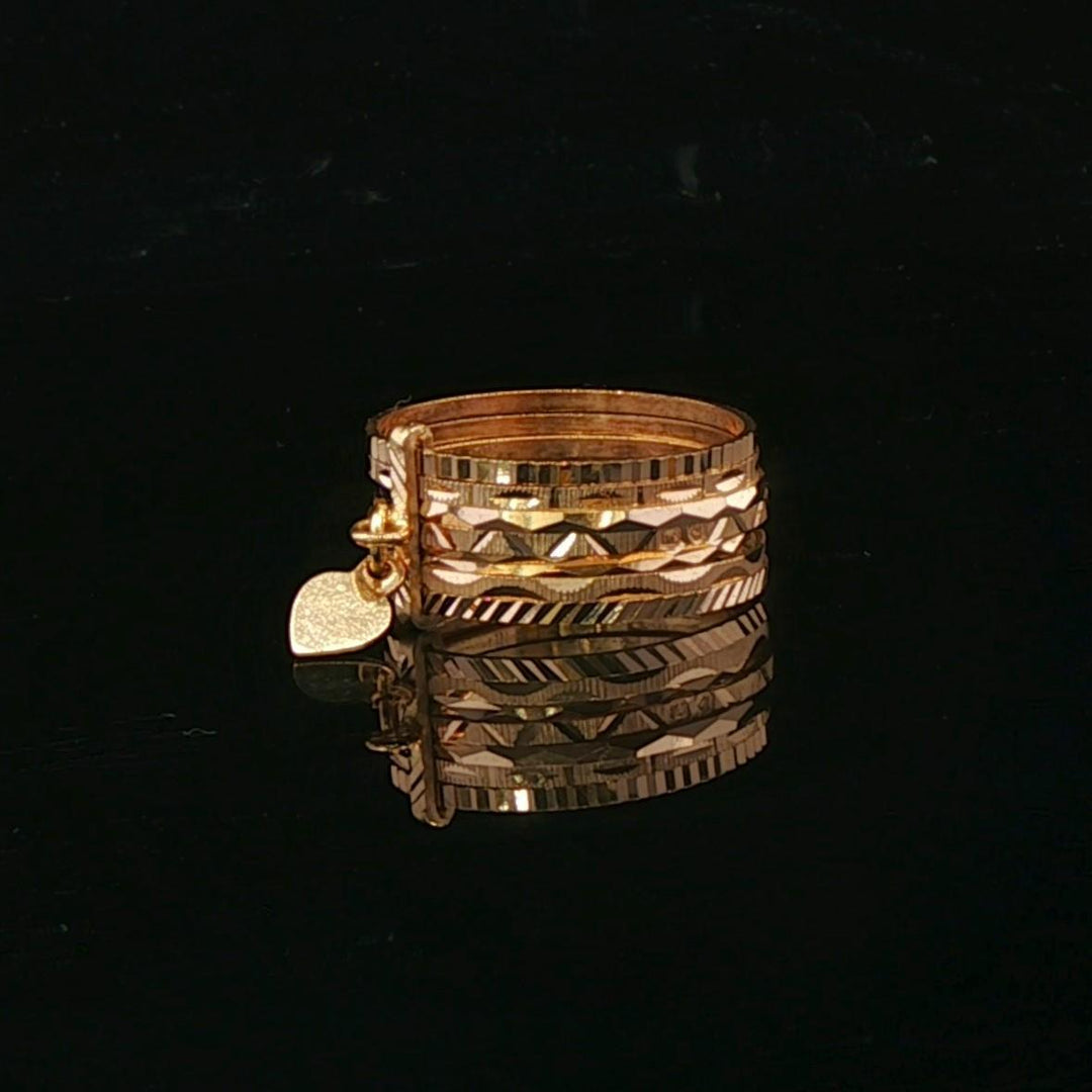 19k Yellow Gold 3.9g Ladies Diamond Cut Seven Band Ring Size 6.5