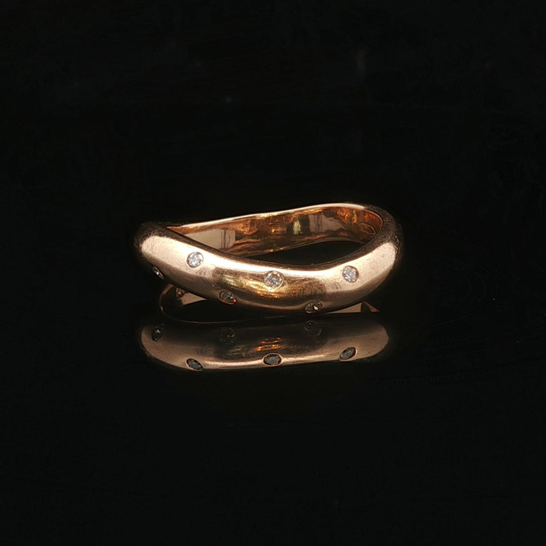 18k Yellow Gold and Flush Set Diamonds Curved Band Ring Size 6