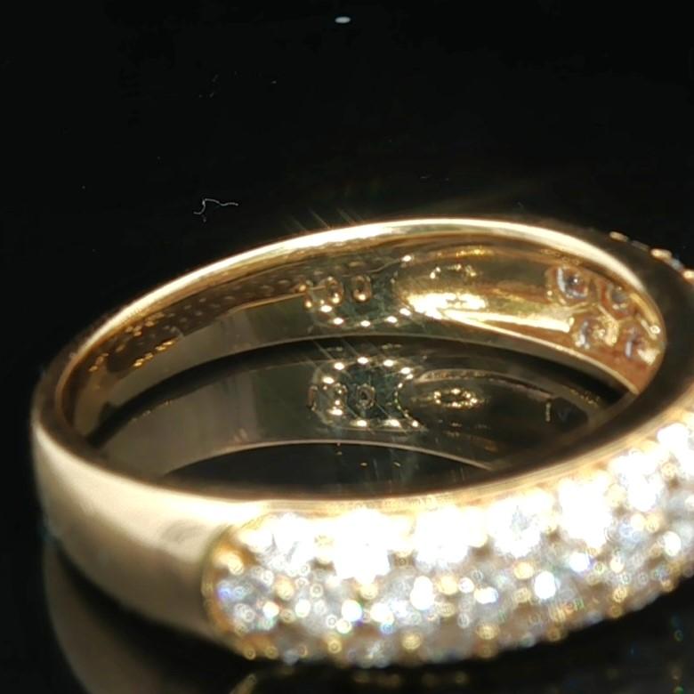 18k Yellow Gold and 1cttw Diamond Ladies Band Ring Size 6