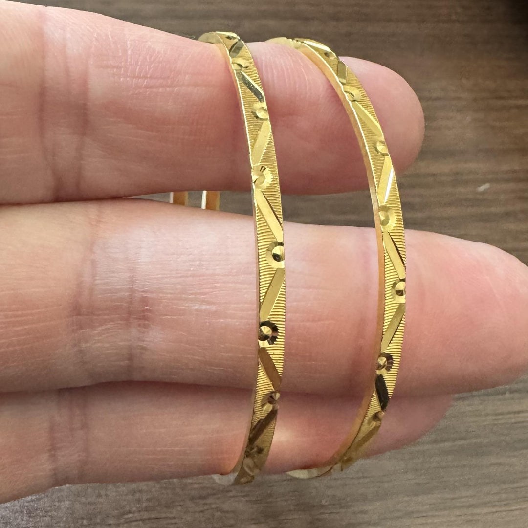 Pair of 22k Yellow Gold 24g Solid Fancy Slip On Bangle Bracelets 7"