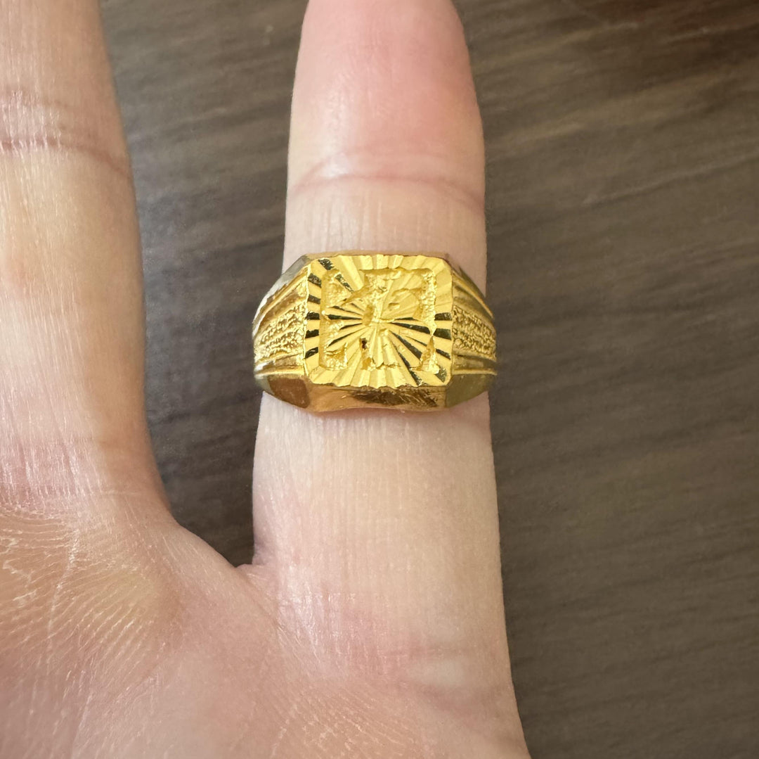 24k Pure Yellow Gold 7.4g Solid Fancy Diamond Cut Ring Size 7.5