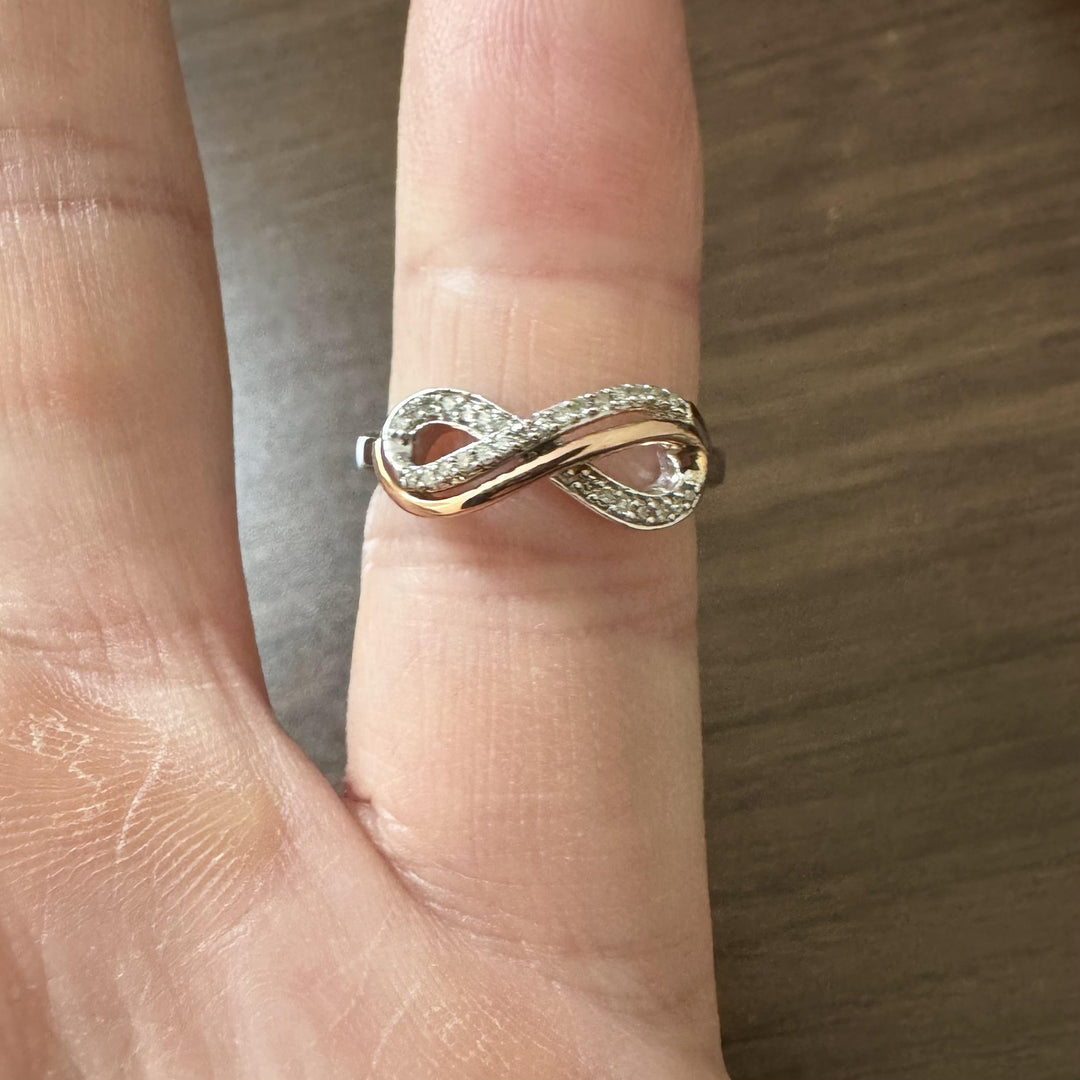 10k White and Rose Gold Diamond Infinity Band Ring Size 6.25