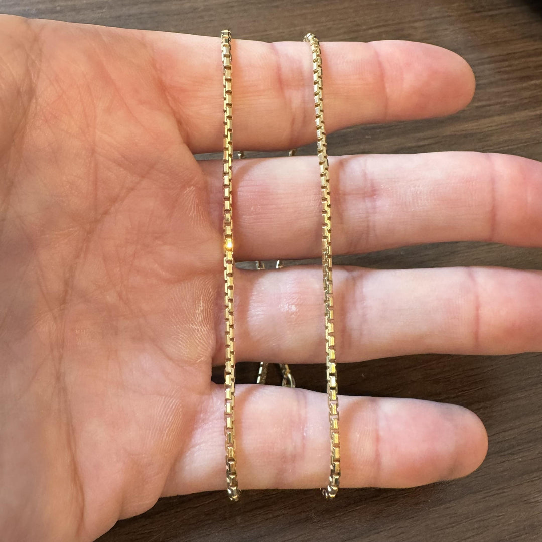 14k Yellow Gold 11.4g Solid Thin 2mm Box Link Chain Necklace Italy 18"