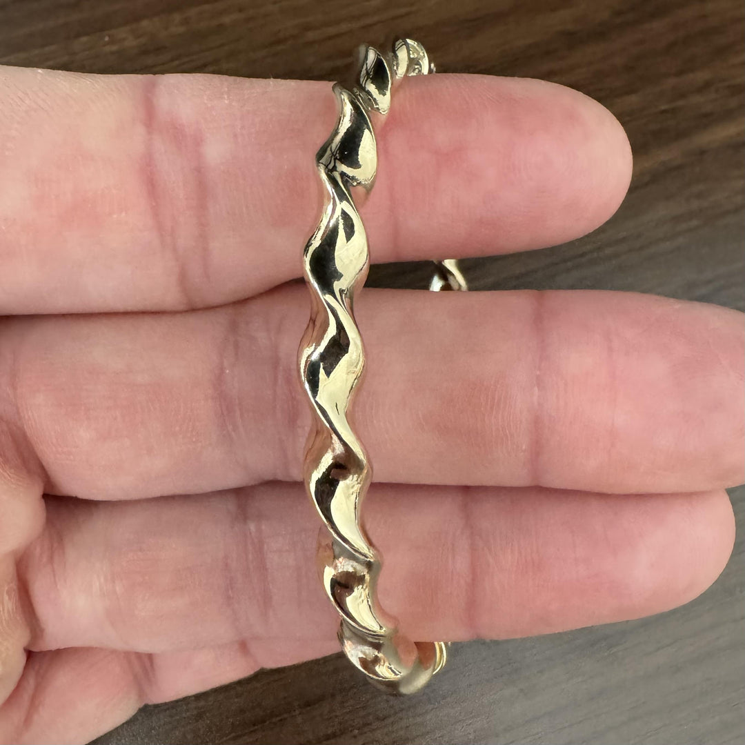 14k Yellow Gold 7.5g Polished Twisted Spiral Bangle Bracelet Italy 7"