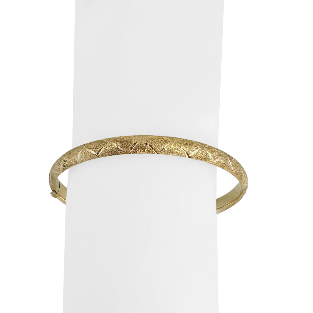 14k Yellow Gold 6.2g Ladies Textured 6mm Bangle Bracelet 7.25"