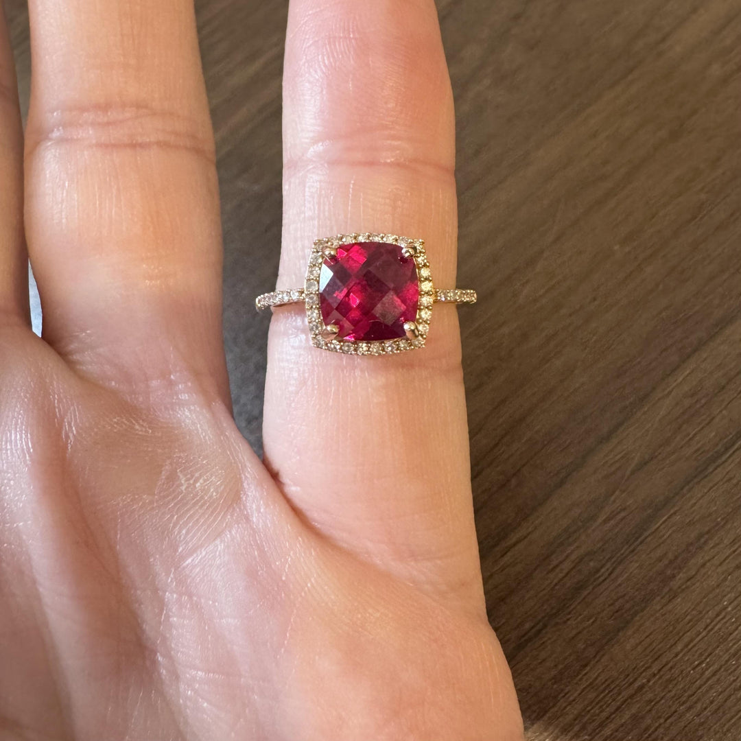 14k Yellow Gold Ruby and Diamond Halo Ladies Ring Size 6.75