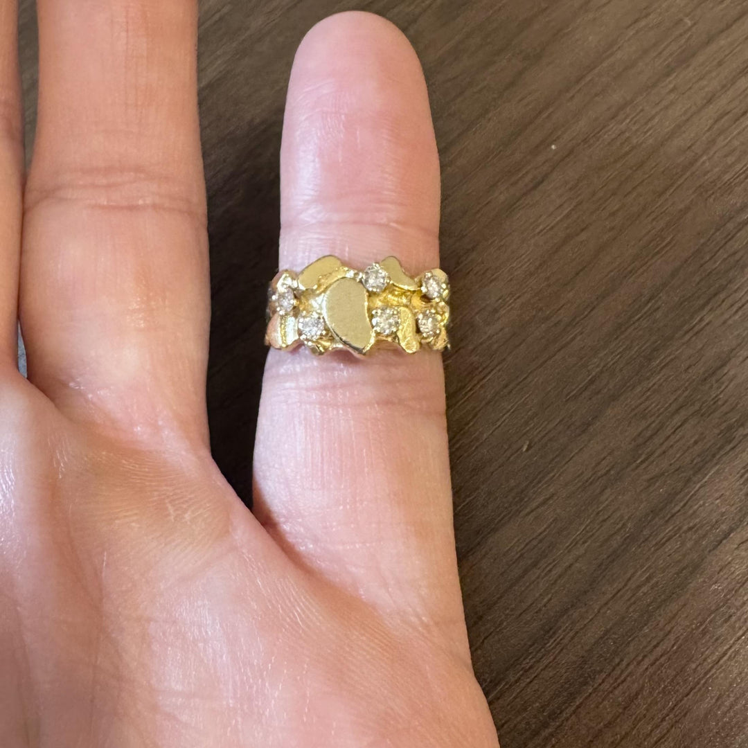 14k Yellow Gold and 0.25cttw Diamond Solid Nugget Ring Size 6