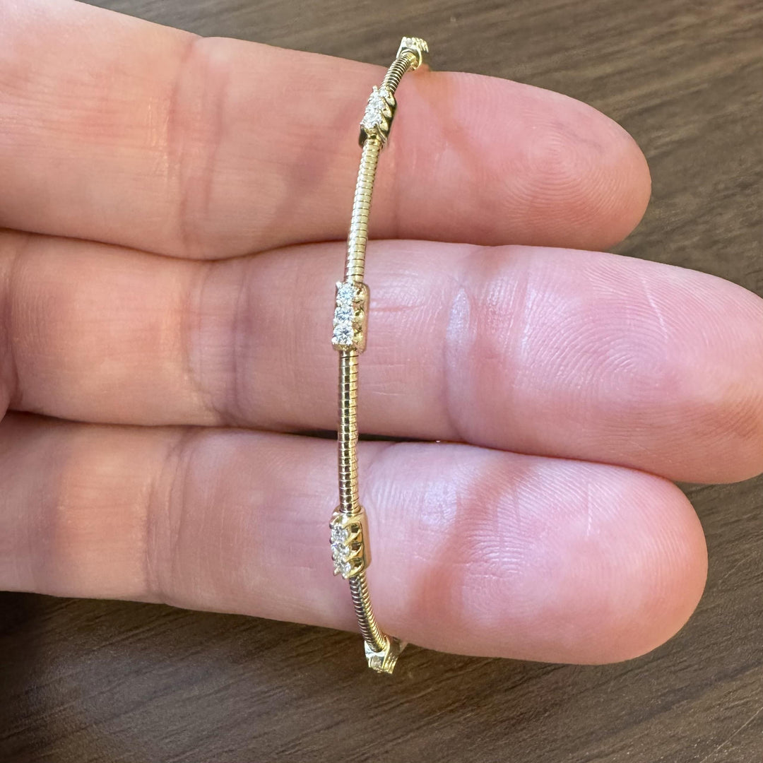 14k Yellow Gold and 0.25cttw Diamond Station Flex Bangle Bracelet 6.75"