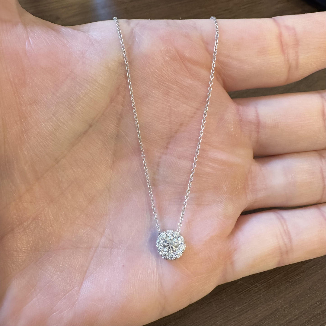 Hearts on Fire 18k White Gold and 0.46cttw Diamond Cluster Pendant Necklace