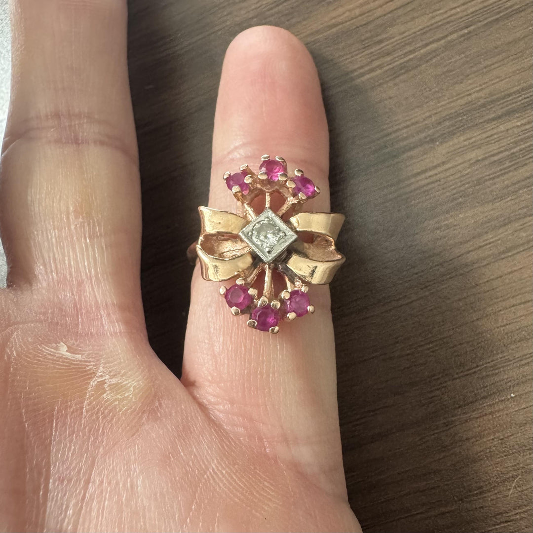 14k Yellow Gold Ruby and Diamond Ladies Fancy Retro Ring Size 6