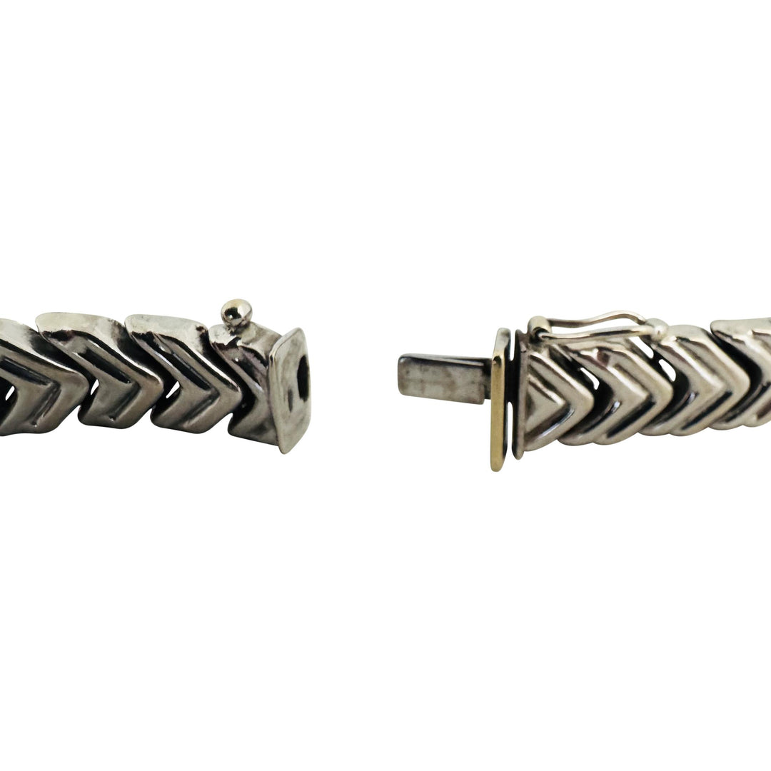 14k White Gold 16g Ladies Ribbed 9mm Chevron Link Bracelet 7"