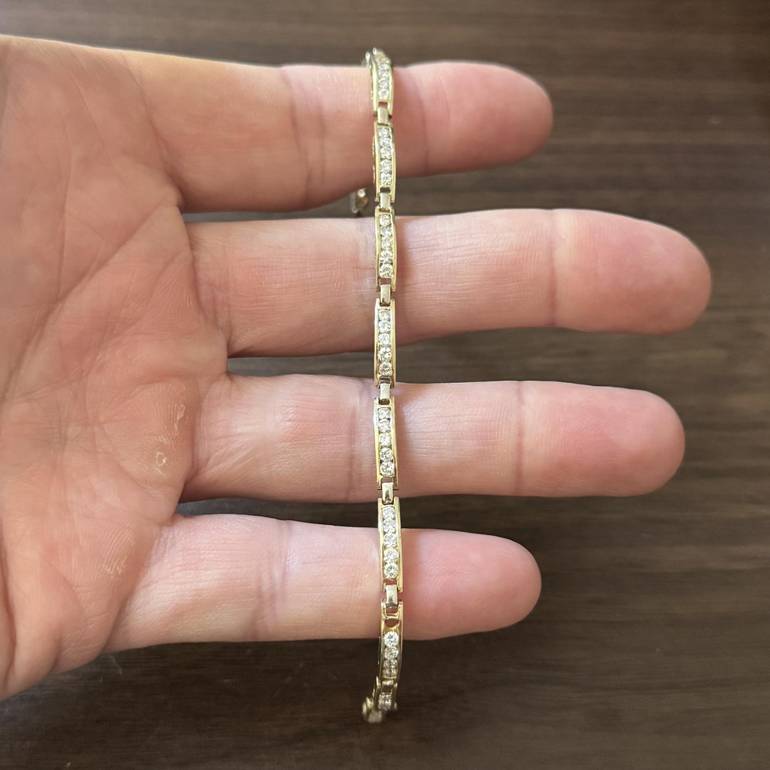 14k Yellow Gold and 2cttw Diamond 10.8g Fancy Link Bracelet 7.75"