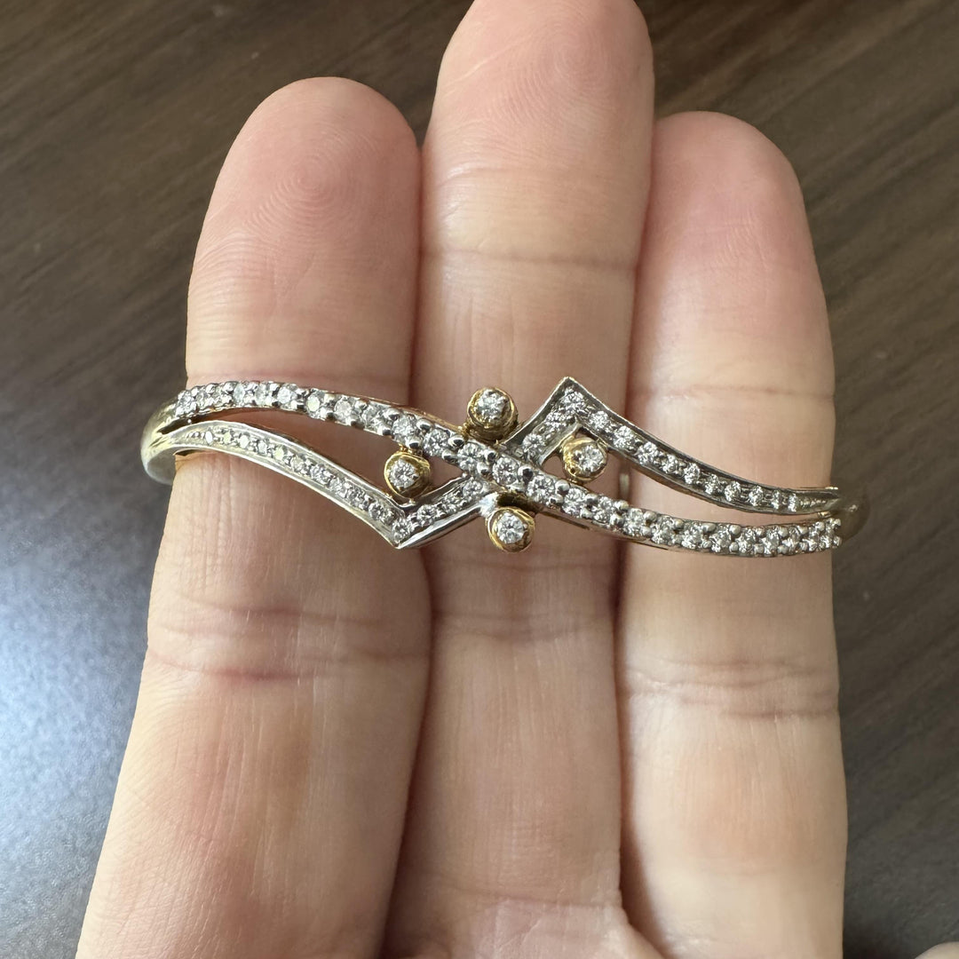 10k Yellow Gold and 1.25cttw Diamond Vintage Bangle Bracelet 6.5"