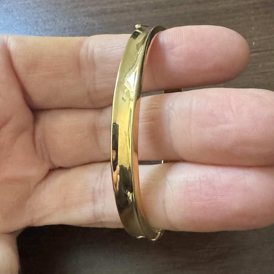 18k Yellow Gold 11.2g Hollow Polished 7.5mm Concave Bangle Bracelet 7"