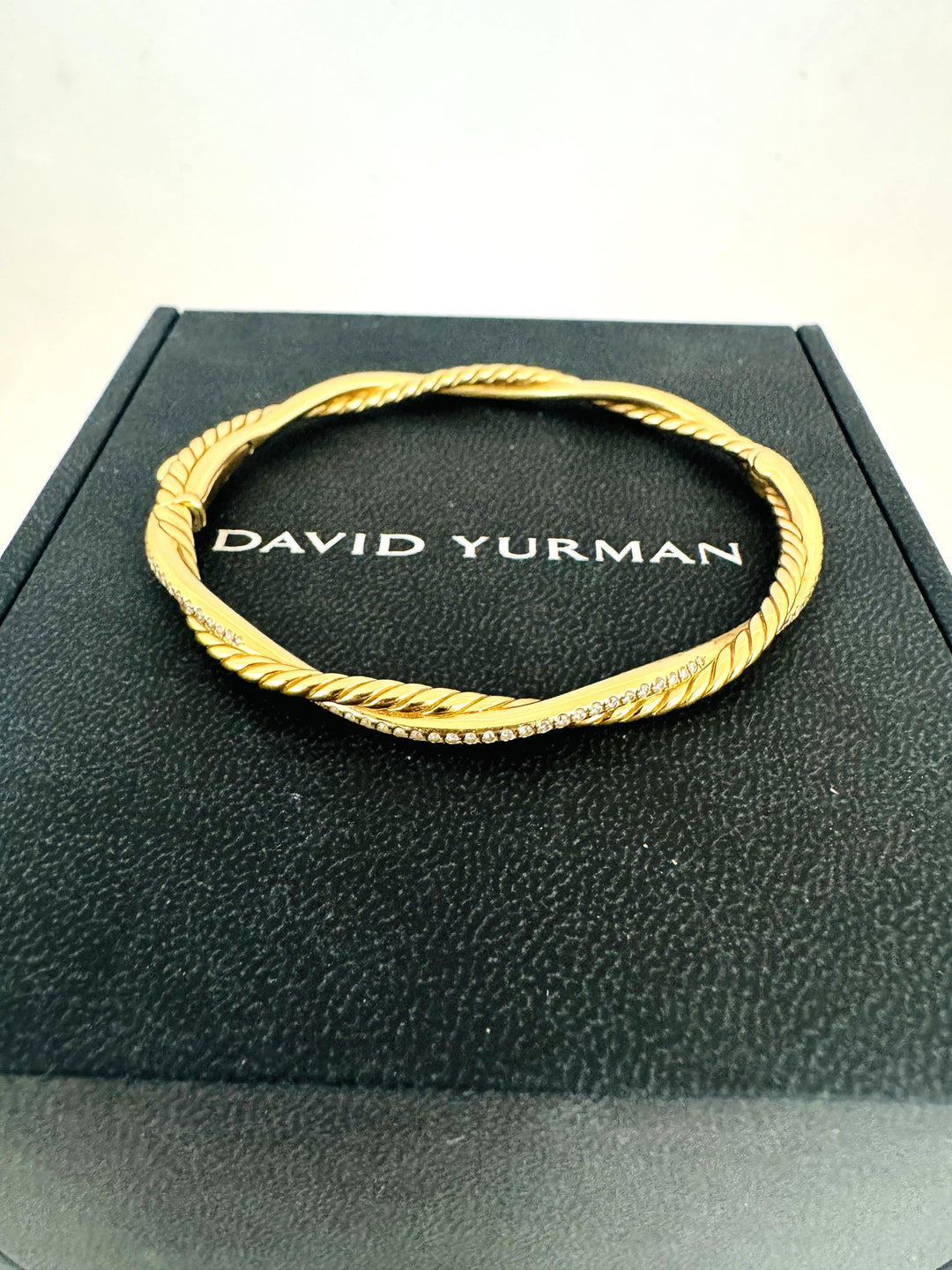 David Yurman 18k Yellow Gold and Diamond Infinity Bangle Bracelet 6.5"