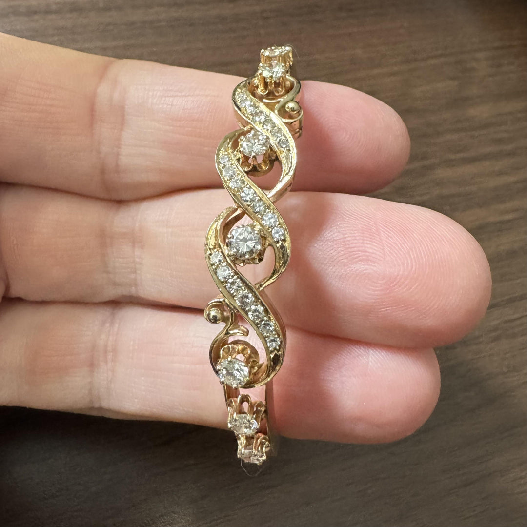 14k Yellow Gold and 3cttw Diamond Vintage Ladies Bangle Bracelet 6.5"